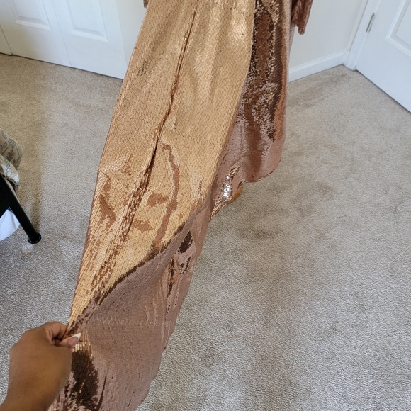 High-Low Rose Gold Sequin Evening Gown with train - Picture 3 of 7